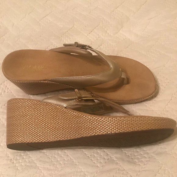Vionic Shoes - Wedge Sandals